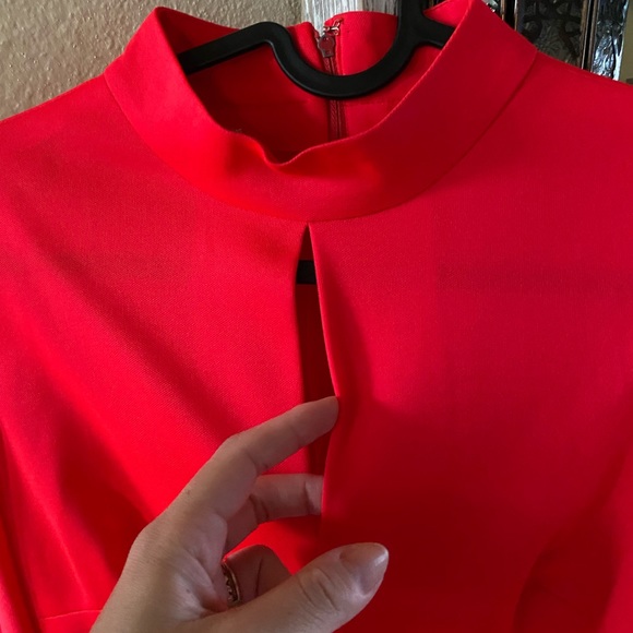 VINTAGE BLEEKER STREET 70s keyhole red dress - Picture 3 of 7